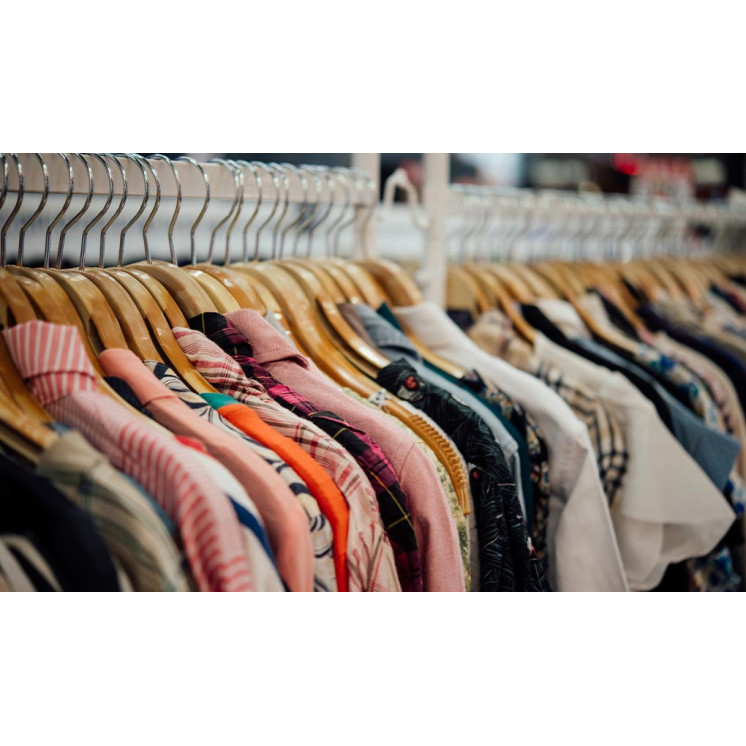10 PAQUETES ROPA 40€